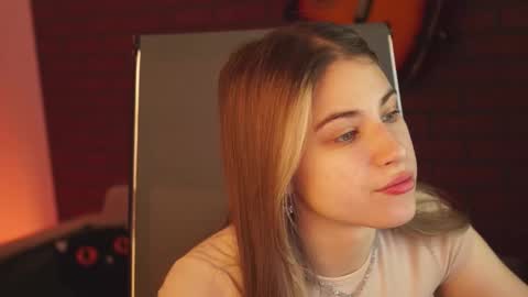 elliecutes online show from February 22, 2025, 8:18 am