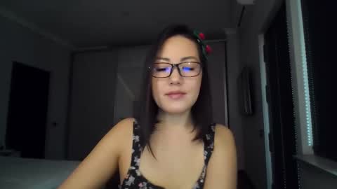 elliesoft online show from December 4, 2025, 7:39 am