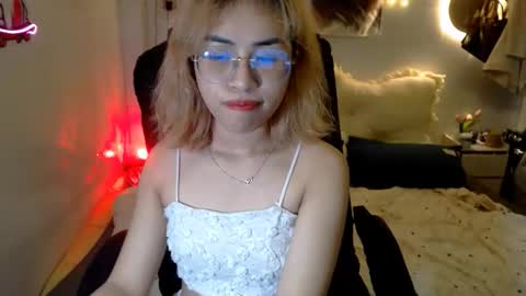 Snapshot of ellieyun chatting on October 11, 2025, 3:43 pm ellieyun online show from October 11, 2025, 3:43 pm