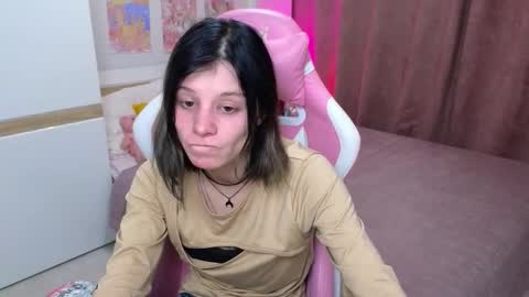 Snapshot of ellinblare chatting on March 1, 2026, 9:50 pm Ellin online show from March 1, 2026, 9:50 pm