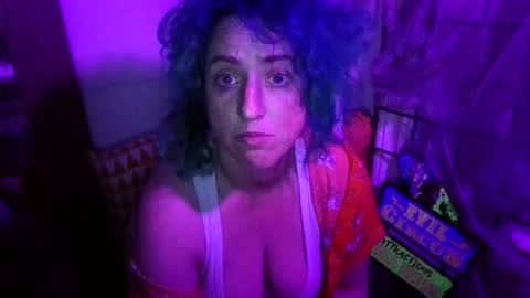 Snapshot of elliohh chatting on April 20, 2026, 2:25 am Elliohh online show from April 20, 2026, 2:25 am