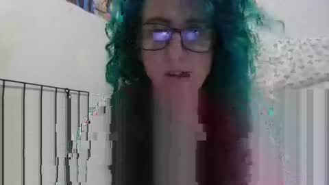 Snapshot of elliohh chatting on April 28, 2026, 12:54 pm Elliohh online show from April 28, 2026, 12:54 pm