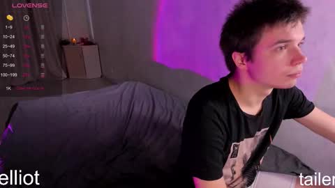 elliot_winki online show from November 8, 2025, 10:59 am