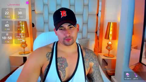 E L L I O T    V E L E Z online show from October 23, 2025, 8:29 pm