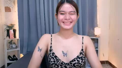 Snapshot of ellise_heart chatting on June 25, 2026, 6:01 pm Ellise online show from June 25, 2026, 6:01 pm