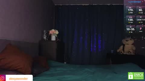 elliswonder online show from November 5, 2025, 9:48 pm