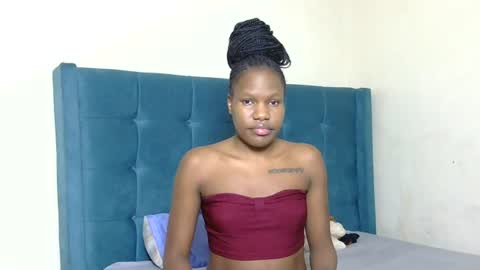 Snapshot of elllanna chatting on June 27, 2026, 10:31 am elllanna online show from June 27, 2026, 10:31 am