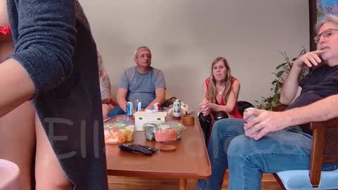 Snapshot of ells_palace chatting on February 8, 2025, 7:38 pm Ella Bella Bo Bella online show from February 8, 2025, 7:38 pm