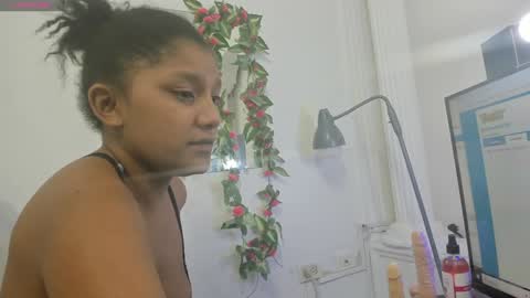 Elly online show from January 5, 2025, 8:10 pm