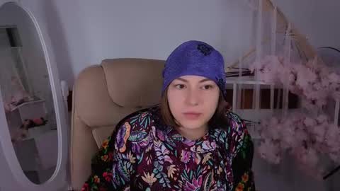 elma_lily online show from October 14, 2025, 5:30 am