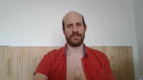 Mati Restrepo online show from April 12, 2026, 7:41 pm