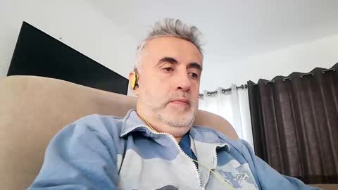 Snapshot of elmejorfvb2 chatting on December 2, 2024, 2:19 pm fer online show from December 2, 2024, 2:19 pm