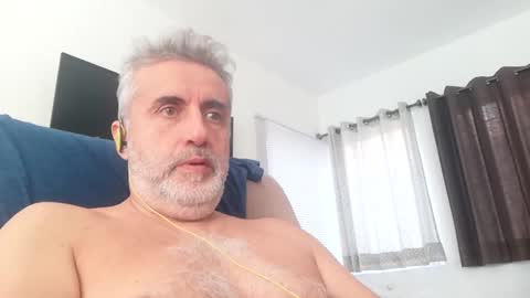 Snapshot of elmejorfvb2 chatting on December 20, 2024, 6:02 pm fer online show from December 20, 2024, 6:02 pm