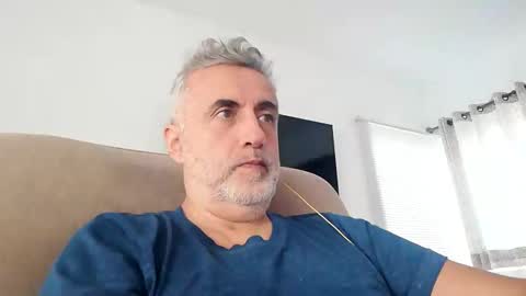 Snapshot of elmejorfvb2 chatting on February 8, 2025, 2:16 pm fer online show from February 8, 2025, 2:16 pm