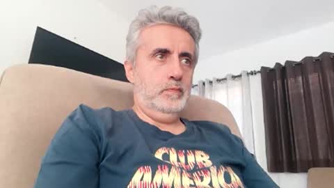 Snapshot of elmejorfvb2 chatting on November 21, 2025, 6:28 pm fer online show from November 21, 2025, 6:28 pm