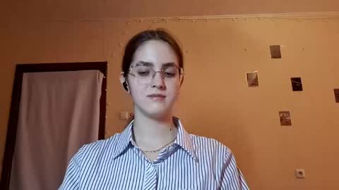 Kate online show from May 2, 2026, 10:53 am