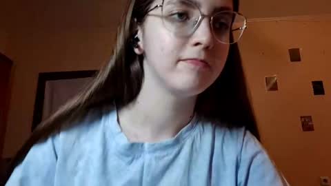 Kate online show from May 8, 2026, 2:22 pm