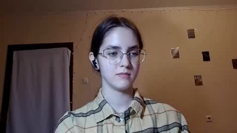 Kate online show from May 11, 2026, 2:45 pm