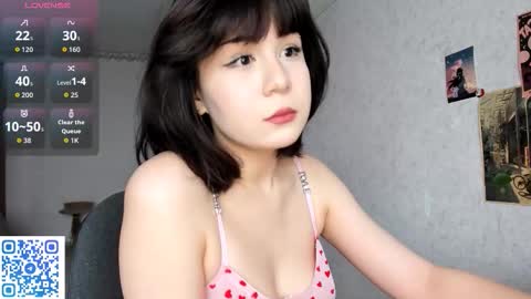 Snapshot of elochka_ chatting on September 18, 2025, 8:49 am Elochka online show from September 18, 2025, 8:49 am