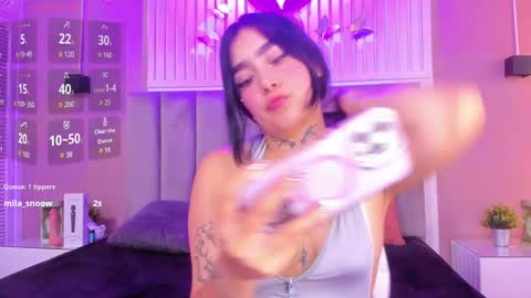 Snapshot of elodie_walker chatting on September 9, 2025, 7:57 pm Elodie online show from September 9, 2025, 7:57 pm