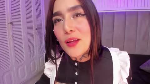 Snapshot of elodie_walker chatting on September 17, 2025, 1:29 am Elodie online show from September 17, 2025, 1:29 am