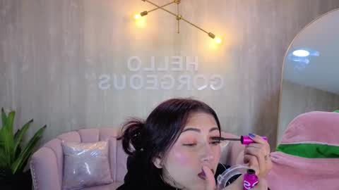 Elody  online show from October 25, 2025, 3:14 am