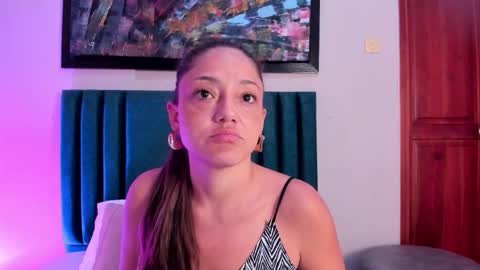 EloiseQuinn online show from October 29, 2025, 1:24 pm