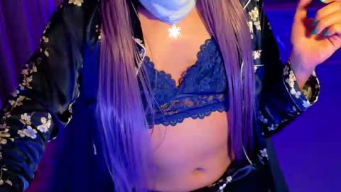 Snapshot of elowenstarshade chatting on September 26, 2025, 11:09 pm ElowenStarshade online show from September 26, 2025, 11:09 pm