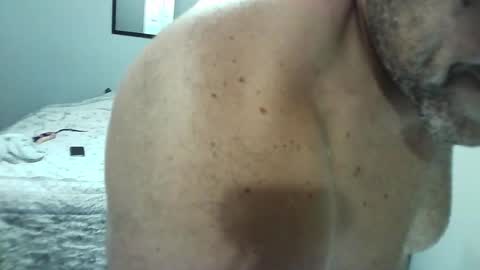 Elpouro online show from November 16, 2025, 6:19 am