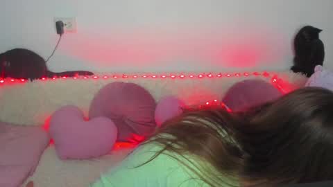 Snapshot of elsamails chatting on December 13, 2024, 9:52 pm Elsa online show from December 13, 2024, 9:52 pm