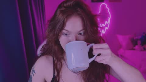 Elsie online show from December 15, 2024, 9:42 pm