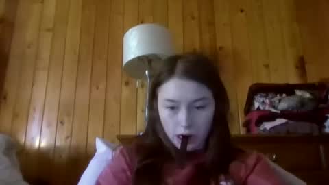 Elsie Rain online show from November 12, 2025, 7:57 pm