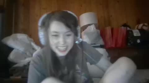 Elsie Rain online show from February 19, 2026, 9:44 pm