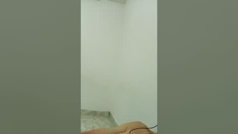Snapshot of elsolitario16 chatting on June 14, 2026, 11:29 pm elsolitario16 online show from June 14, 2026, 11:29 pm