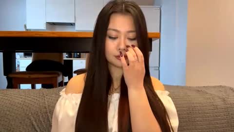 Yuki online show from March 5, 2026, 1:07 pm