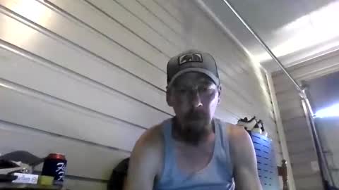 Snapshot of elwooood7 chatting on May 25, 2026, 3:29 pm elwooood7 online show from May 25, 2026, 3:29 pm