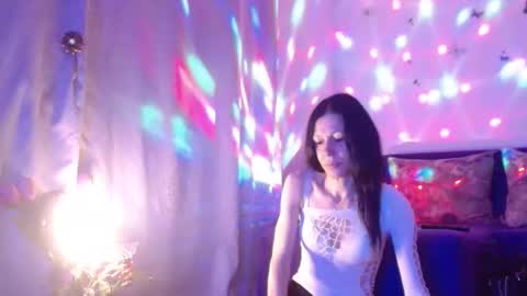 Elisa online show from February 23, 2026, 6:16 pm