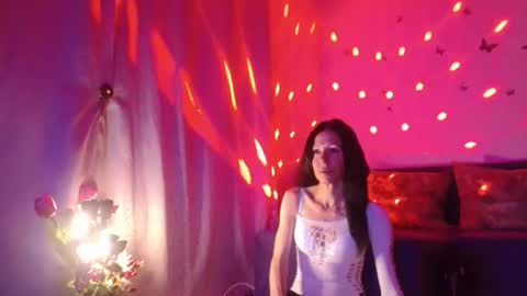 Snapshot of elysasun chatting on July 10, 2026, 9:06 pm Elisa online show from July 10, 2026, 9:06 pm