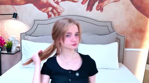 Snapshot of elza_hofffman chatting on March 20, 2026, 3:17 pm Chloyka online show from March 20, 2026, 3:17 pm