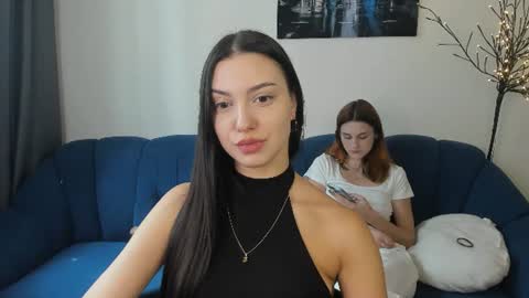 Snapshot of elza_rose chatting on July 8, 2026, 9:25 am elza_rose online show from July 8, 2026, 9:25 am