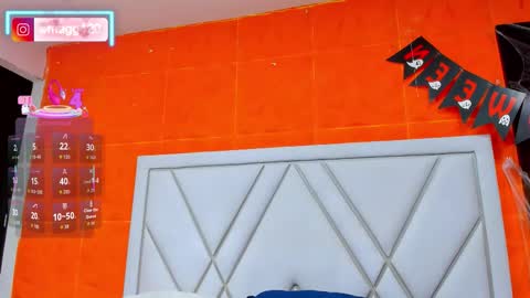 ema_grey1 online show from October 30, 2025, 5:57 pm