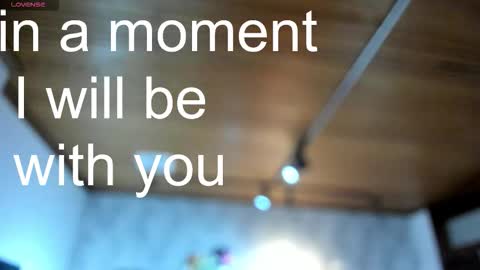 Snapshot of ema_luna_ chatting on November 3, 2025, 7:37 pm Ema online show from November 3, 2025, 7:37 pm