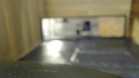 Snapshot of ema_luna_ chatting on November 7, 2025, 8:53 pm Ema online show from November 7, 2025, 8:53 pm