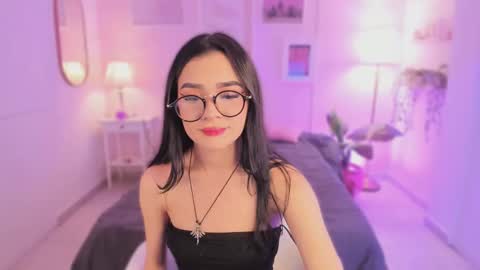 Snapshot of ema_soul chatting on November 10, 2025, 7:57 pm emma soul online show from November 10, 2025, 7:57 pm