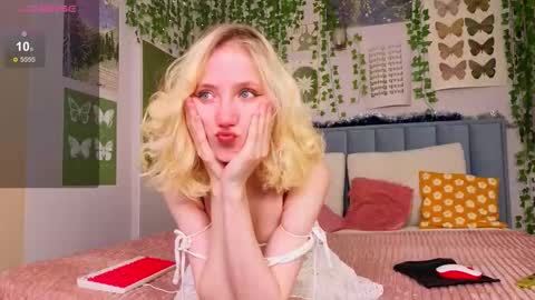 Emma online show from December 18, 2025, 11:38 am