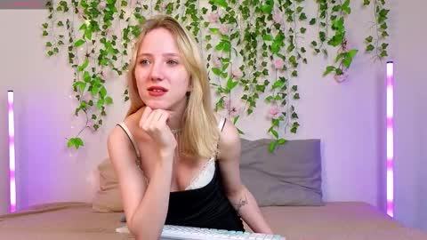 Emma online show from March 12, 2026, 3:40 pm