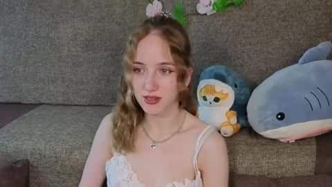 Emma online show from May 18, 2026, 8:03 pm
