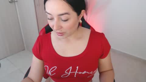  SAMANTA   online show from November 24, 2025, 2:39 pm