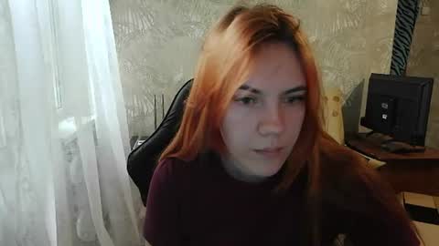 Snapshot of ember__fox chatting on June 10, 2026, 7:29 am ember__fox online show from June 10, 2026, 7:29 am