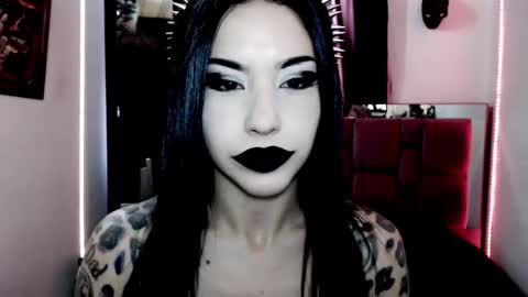 Emerald Black online show from January 16, 2025, 12:53 pm